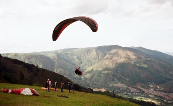 Rafting and Paragliding in Medellin